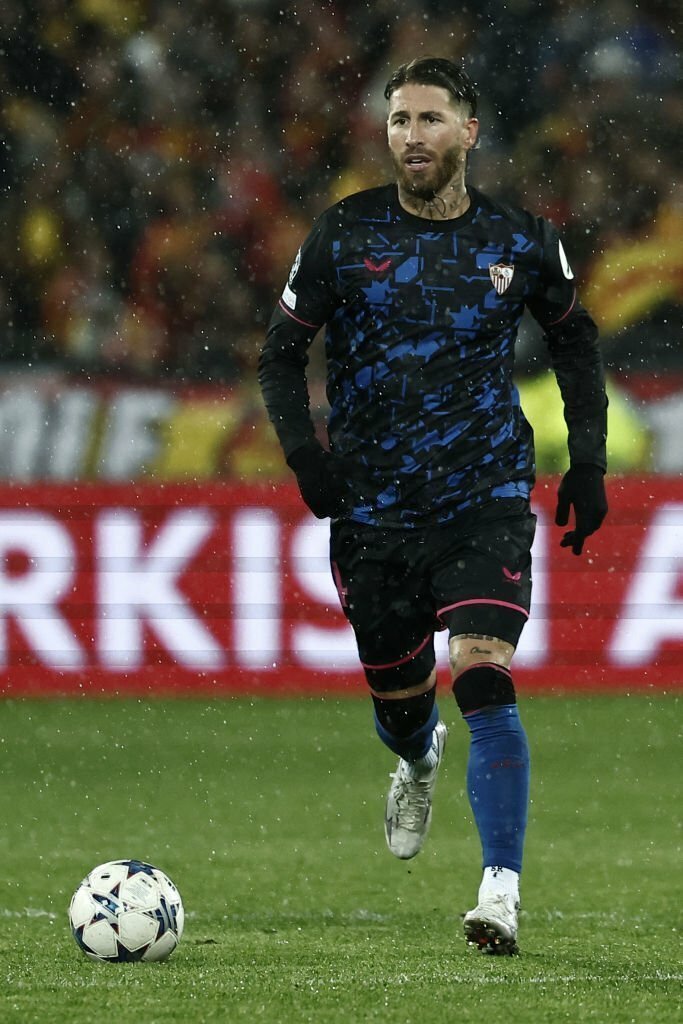 官网-切尔西战平拜仁，拉莫斯补时绝平欧联杯的简单介绍